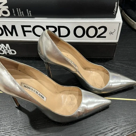 Manolo Blahnik | Shoes | Silver Manolo Blahnik Size 36 Pumps 